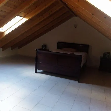 Anna Apartment