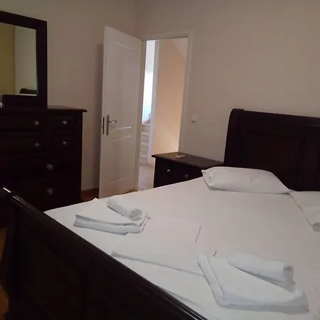 Anna Apartment *